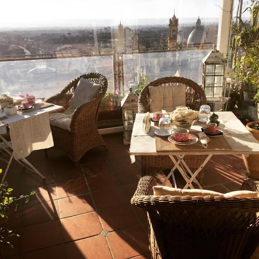 Casa Tipica Siciliana Patronale Home Bedandbreakfast Tremetrisoprailcielo Camere Con Vista, Colazione Interna In Terrazzo Panoramico Кальтаджіроне Екстер'єр фото